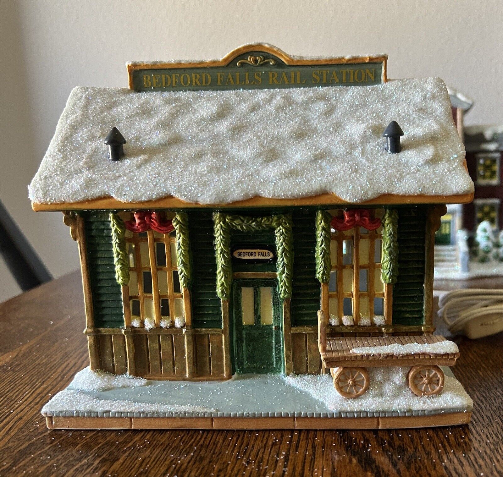 Enesco Its A Wonderful Life Series III Bedford Falls Train Station MIB Christmas