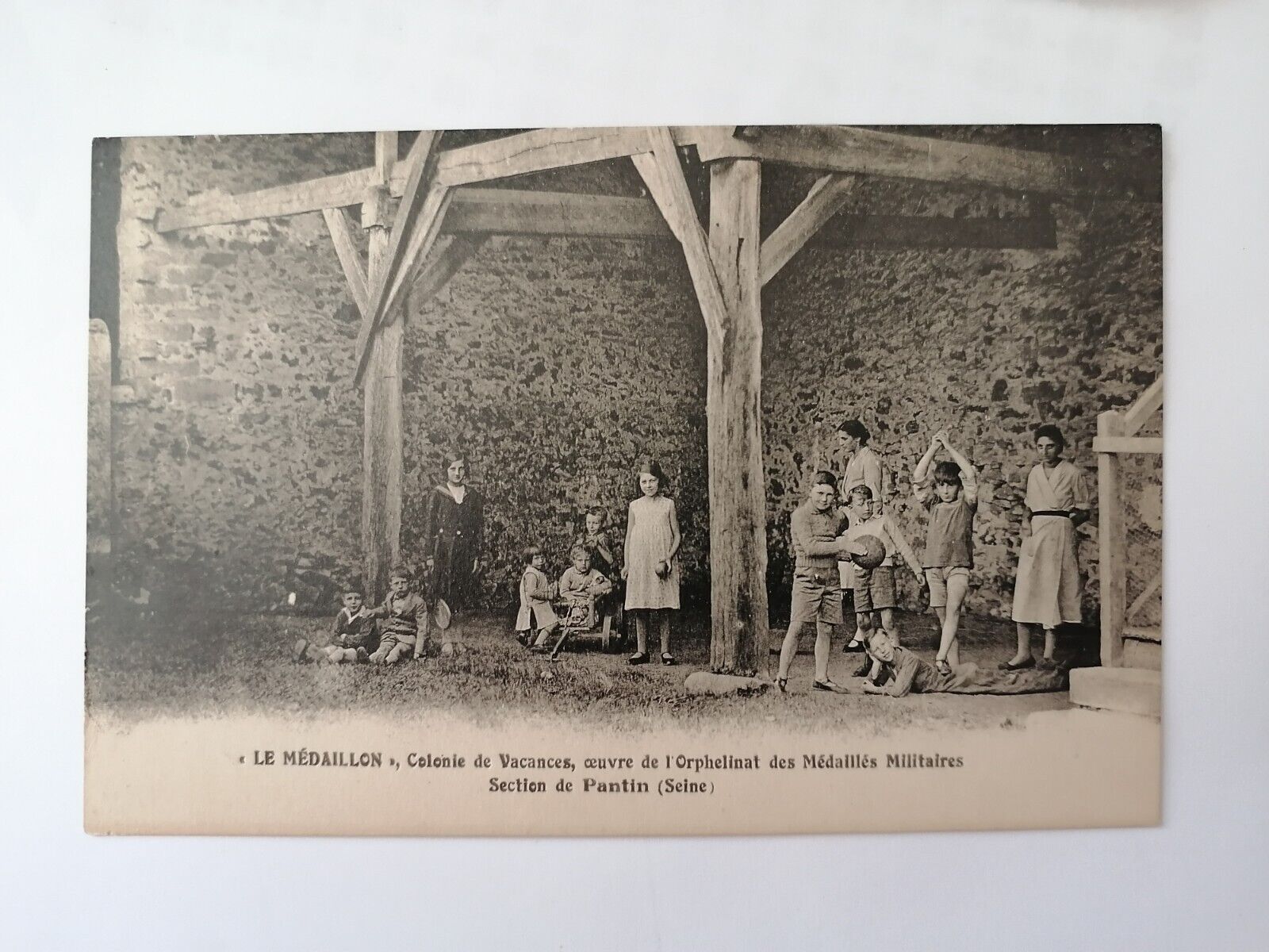 cpa PANTIN LE MEDALLILLON Orphanage of Military Medalists Children, ball games