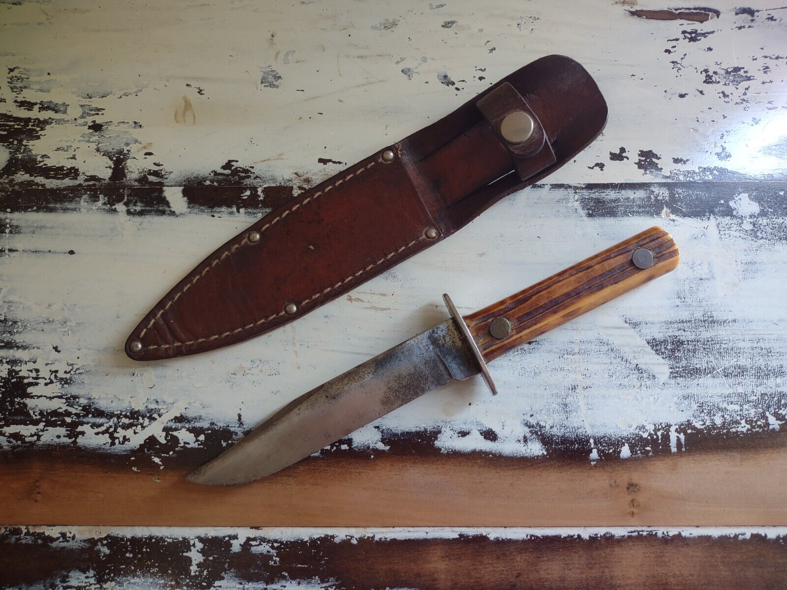 Vtg Utica Cutlery Outdoor Sportsman Hunting Knife with Sheath Circa 1950-1960\'s