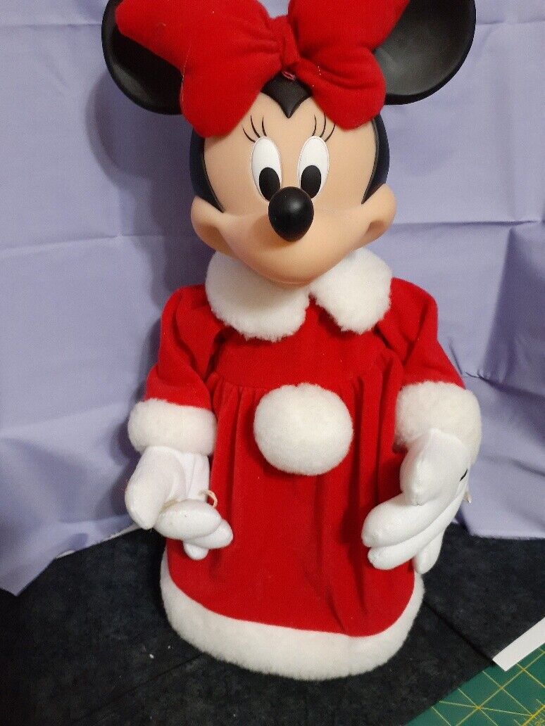 1996 Santas Best Minnie Mouse Holiday Animation Christmas Doll