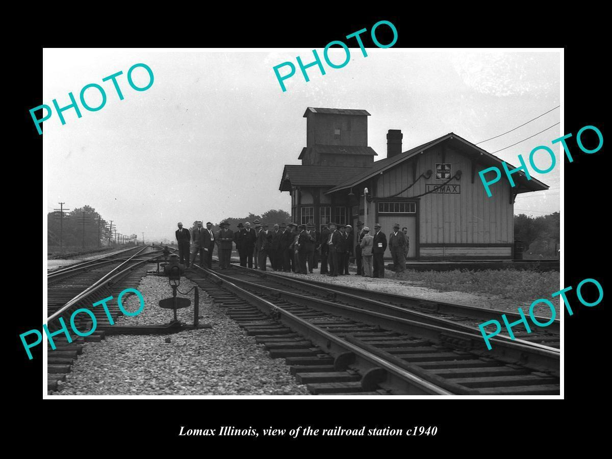 OLD POSTCARD SIZE PHOTO OF LOMAX ILLINOIS THE RAILROAD DEPOT STATION c1940