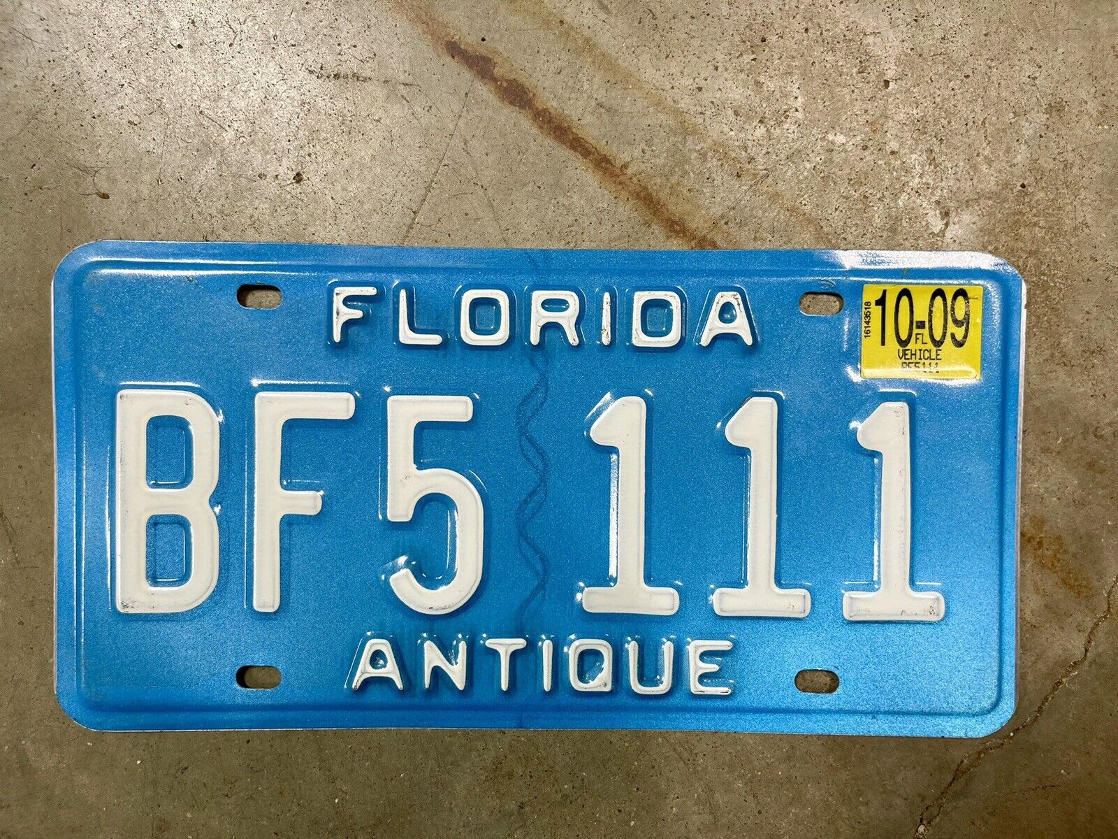 Single Florida Antique License Plate Auto Tag Baby Blue 2009 No. BF5-111