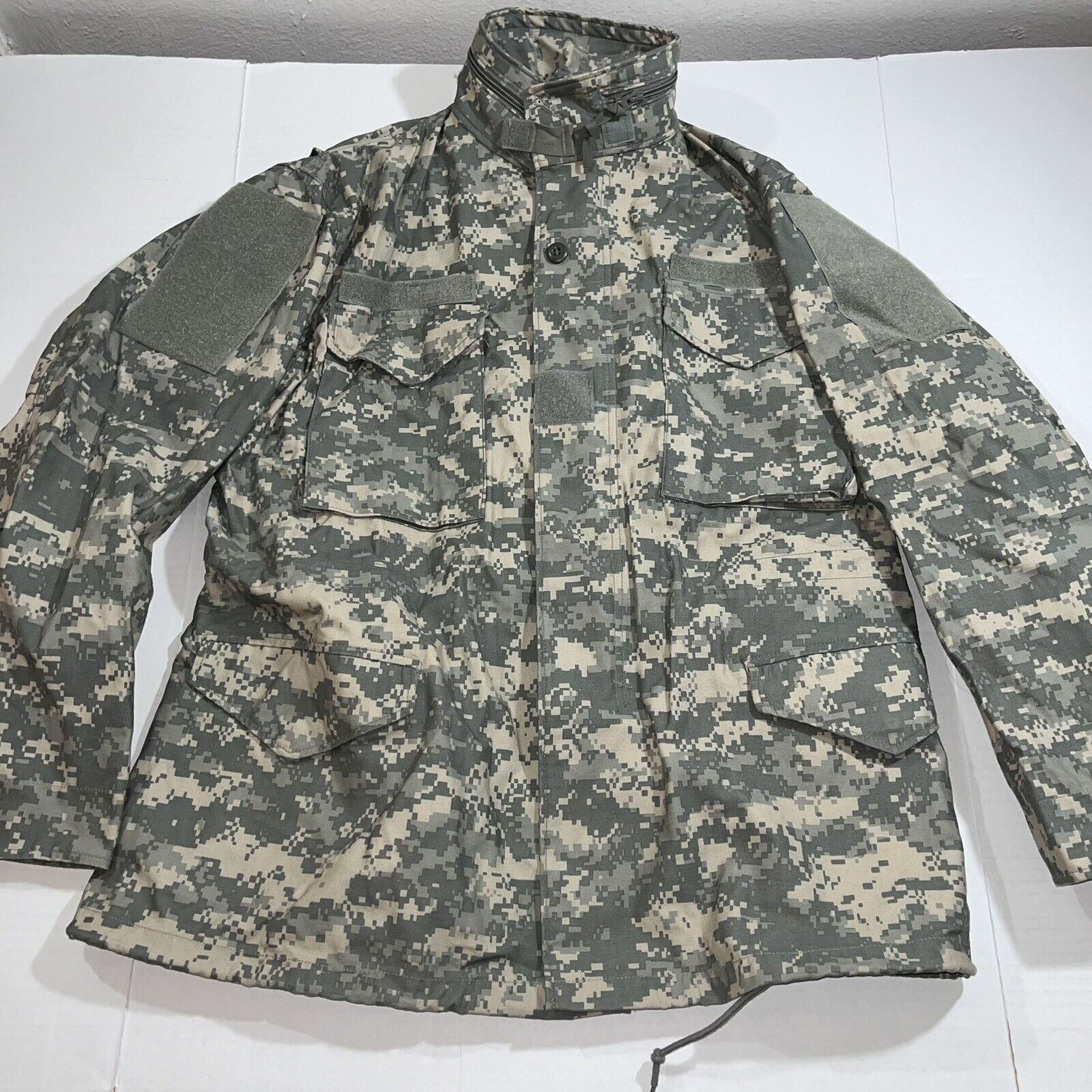 Military Coat Cold Weather Field Universal Pattern Medium Regular 