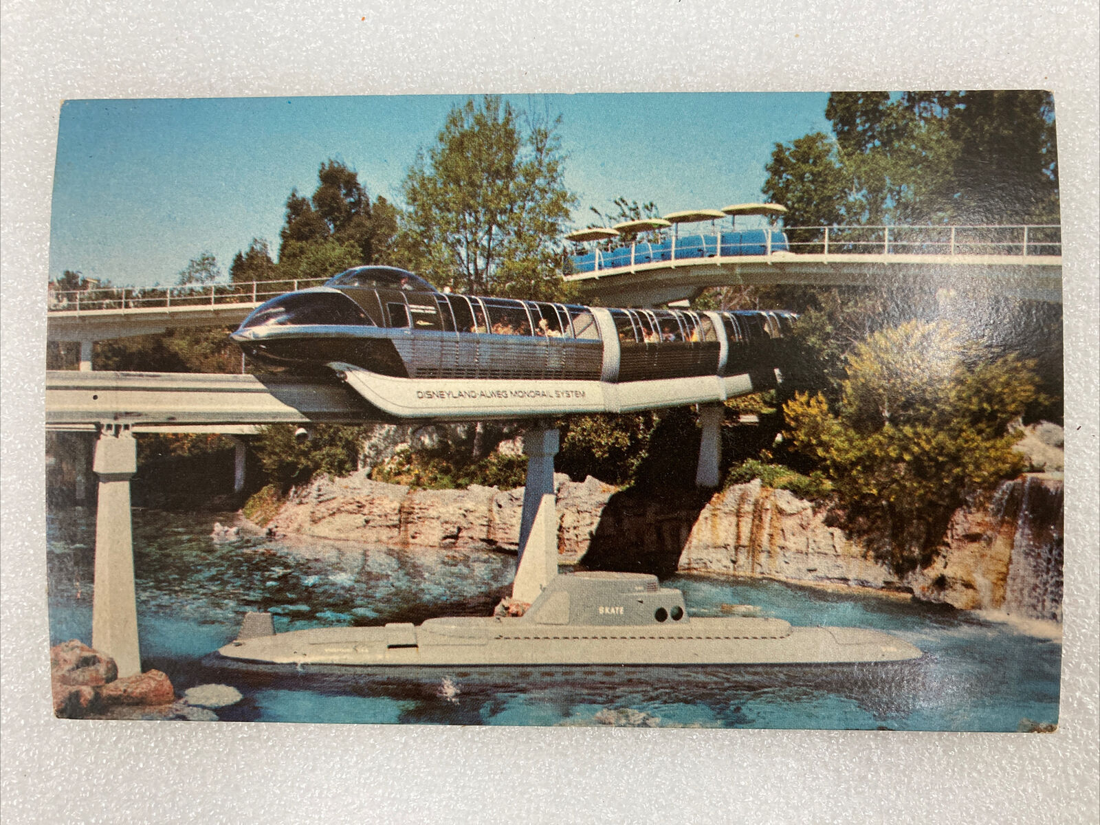 Vintage Walt Disney Disneyland Tomorrowland Postcard Monorail And Submarine B34