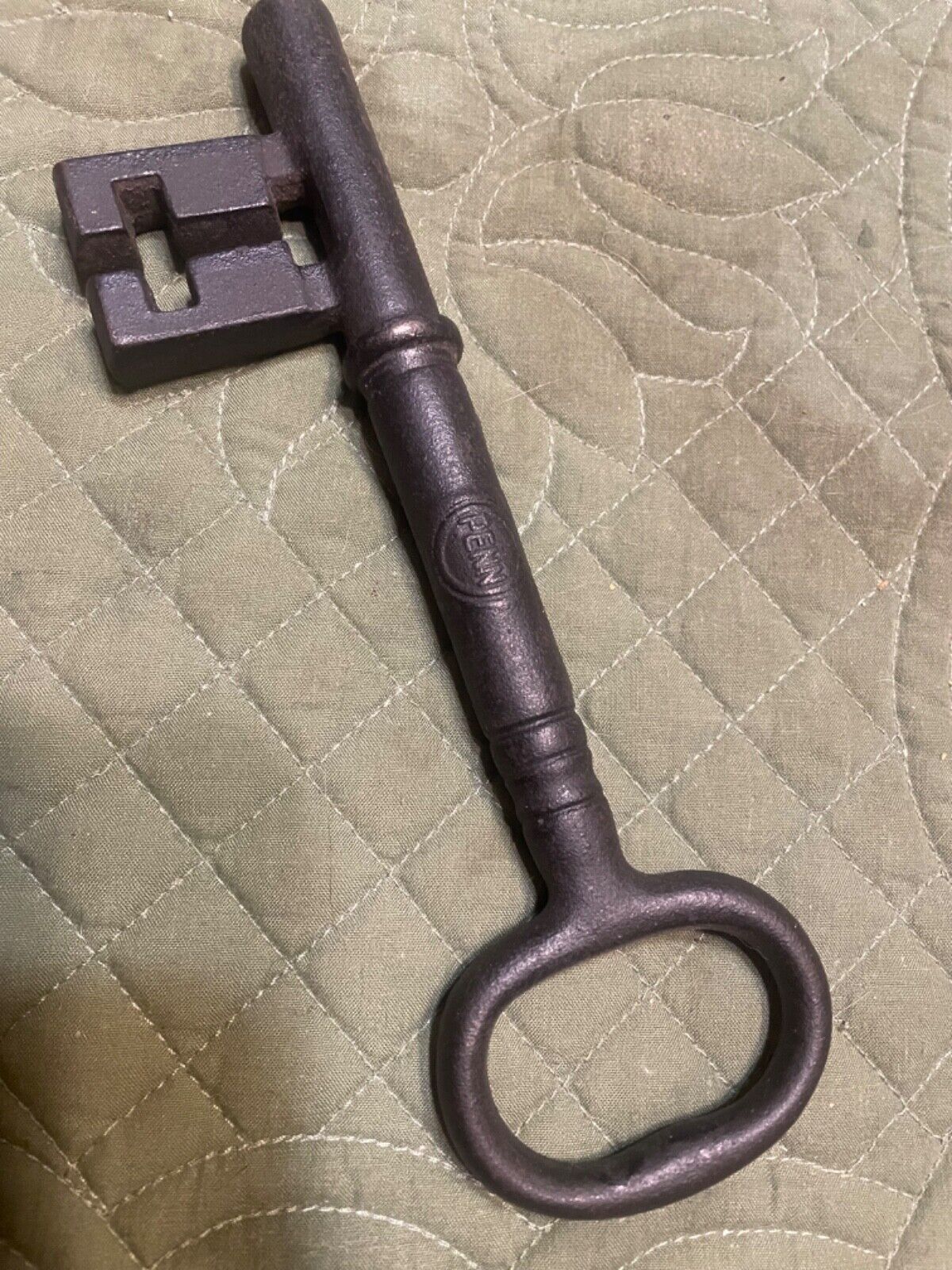 Large  Vintage  Cast Iron  Penn Skeleton Key