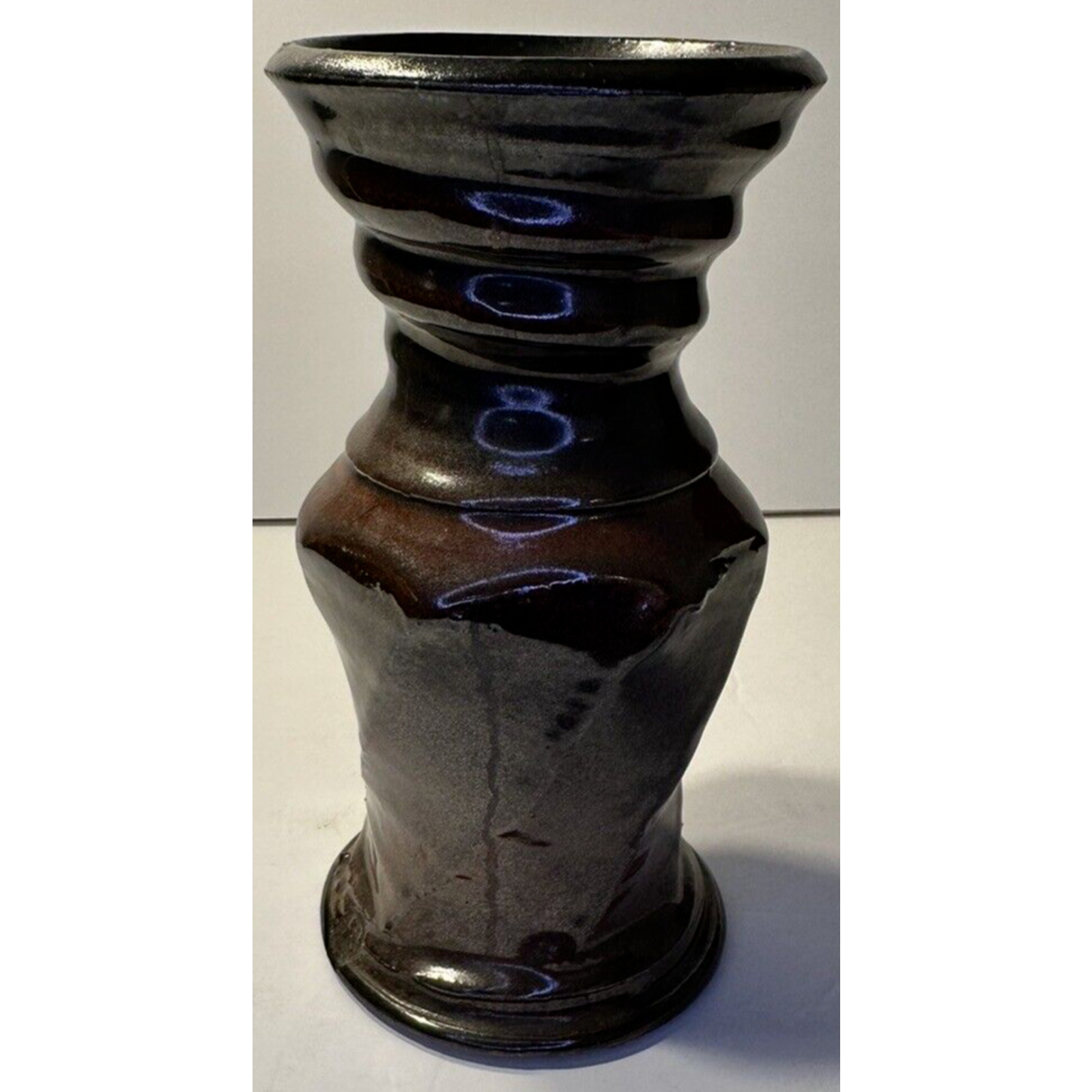 Decorative Ceramic Pottery Vase, Brownish/ Maroon Color, Medium Size