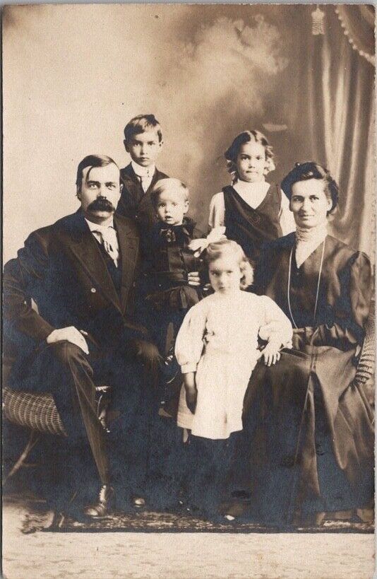 Vinaeg1910s RPPC Studio Photo Postcard Family Portrait, Four Small Children