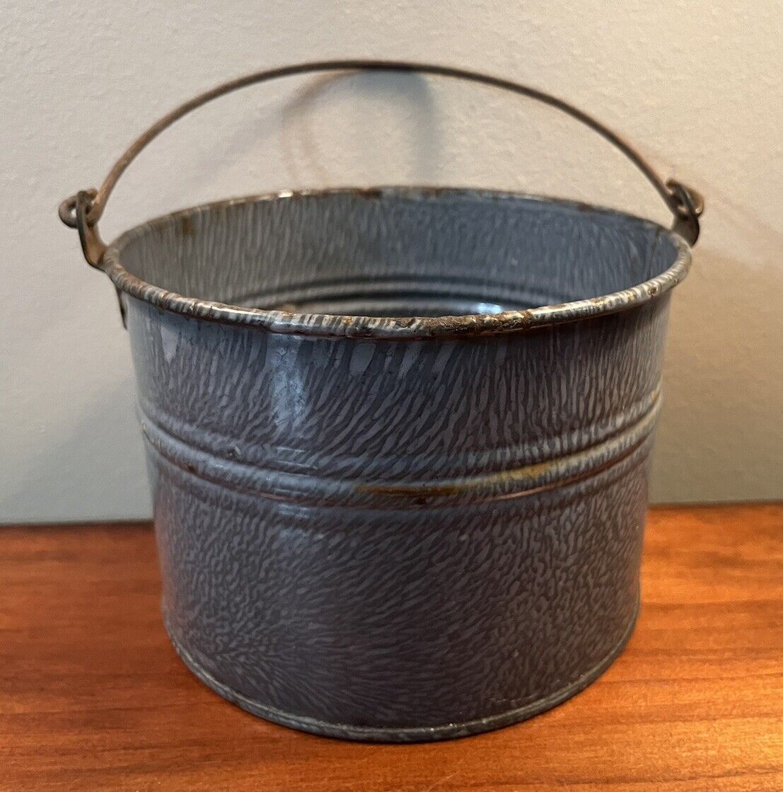 Antique Gray Graniteware Berry Bucket Pail Enamelware 4.5” High 6” Diameter