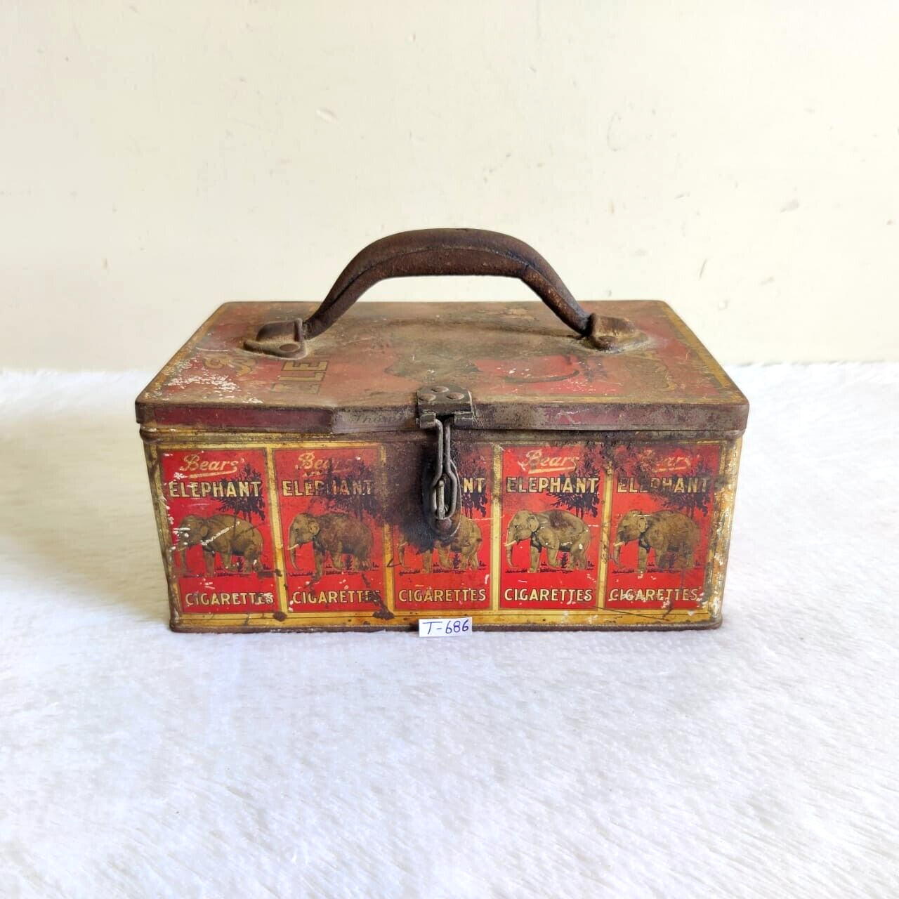 1930s Vintage Bears Elephant Cigarette Advertising Tin Box Rare Collectible T686