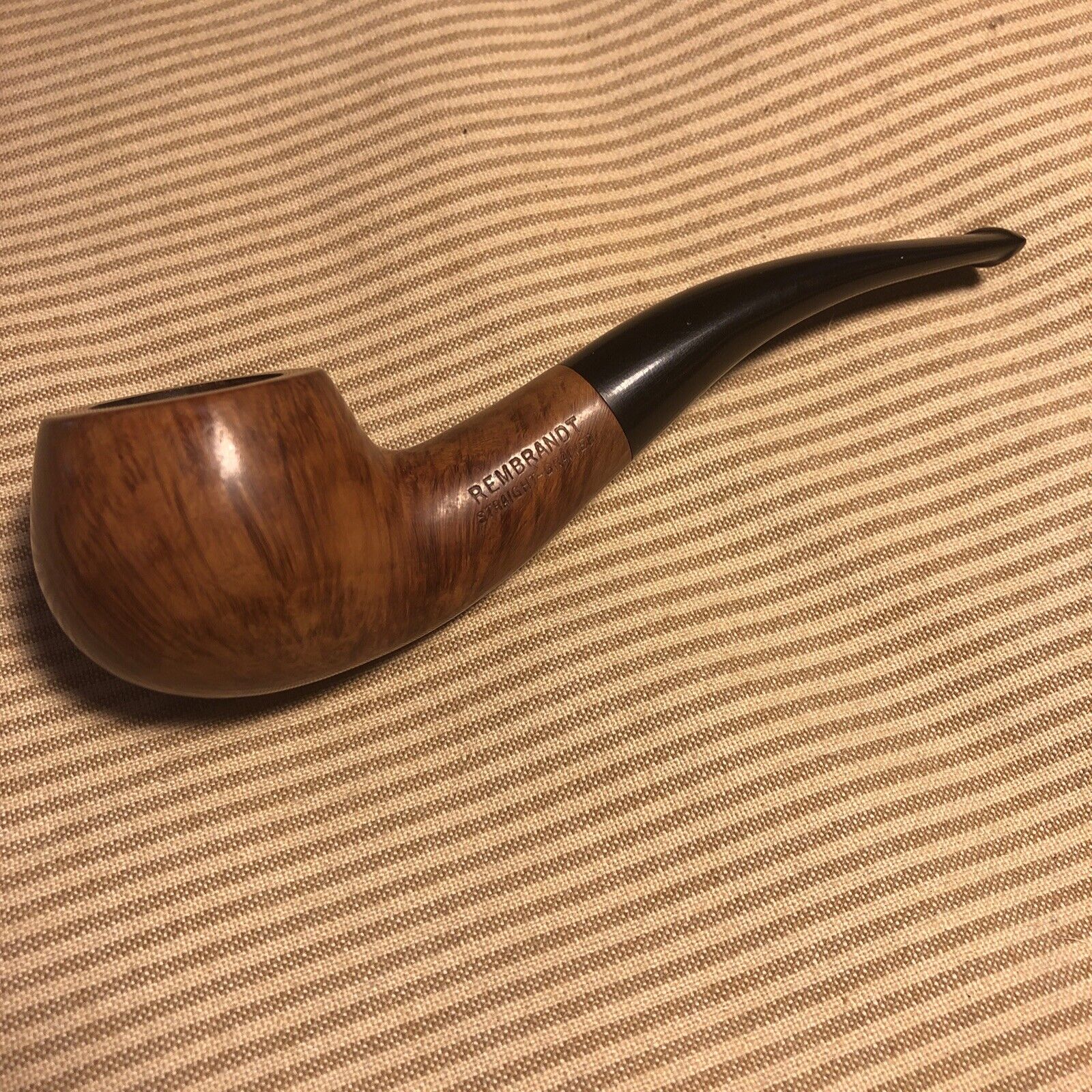 Vintage Wally Frank Rembrandt 40 Imported Briar Straight Grained