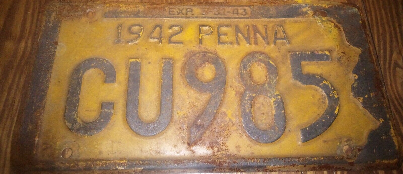 Antique Vintage 1942 Pennsylvania Penna PA Metal License Plate Auto
