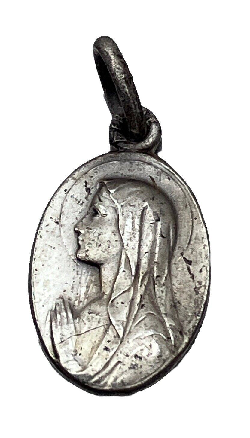 Vintage Catholic Our Lady Of Fatima Silver Tone Small Religious Medal