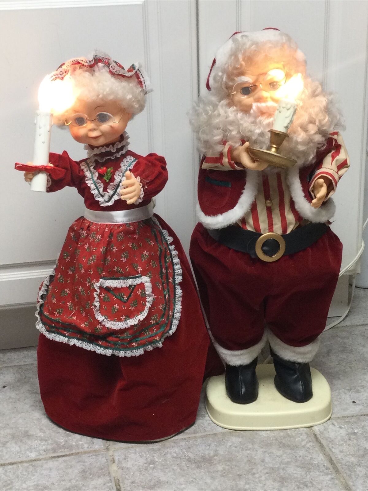 PAIR - Vintage RENNOC Motionette Santa & Mrs Claus 24” Lighted Candle Motion