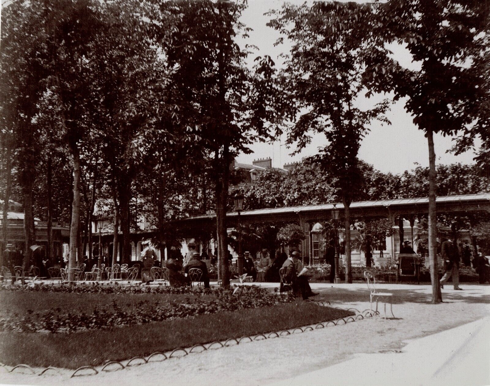 FRANCE VICHY Allier - year 1905 in the old park