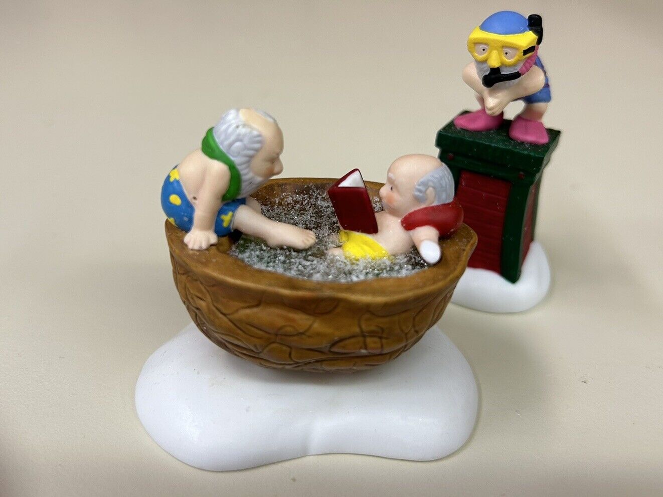 Dept. 56 PARTY IN THE HOT TUB (Set of 2) North Pole Series Elfland Collection