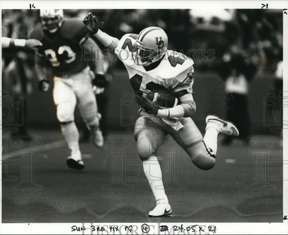 1986 Press Photo University of Oregon Football player-Berry Latin - ords00576