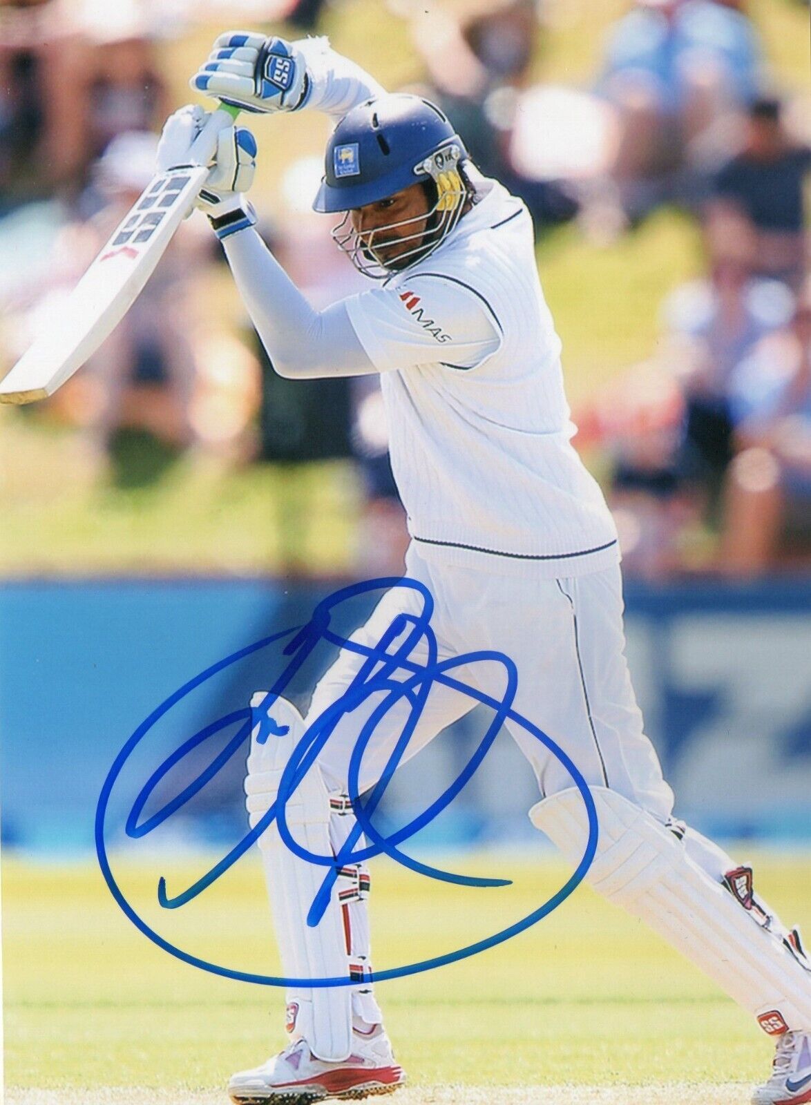 5x7 Inches Original Autographed Photo of Sri Lankan Cricketer Kumar Sangakkara