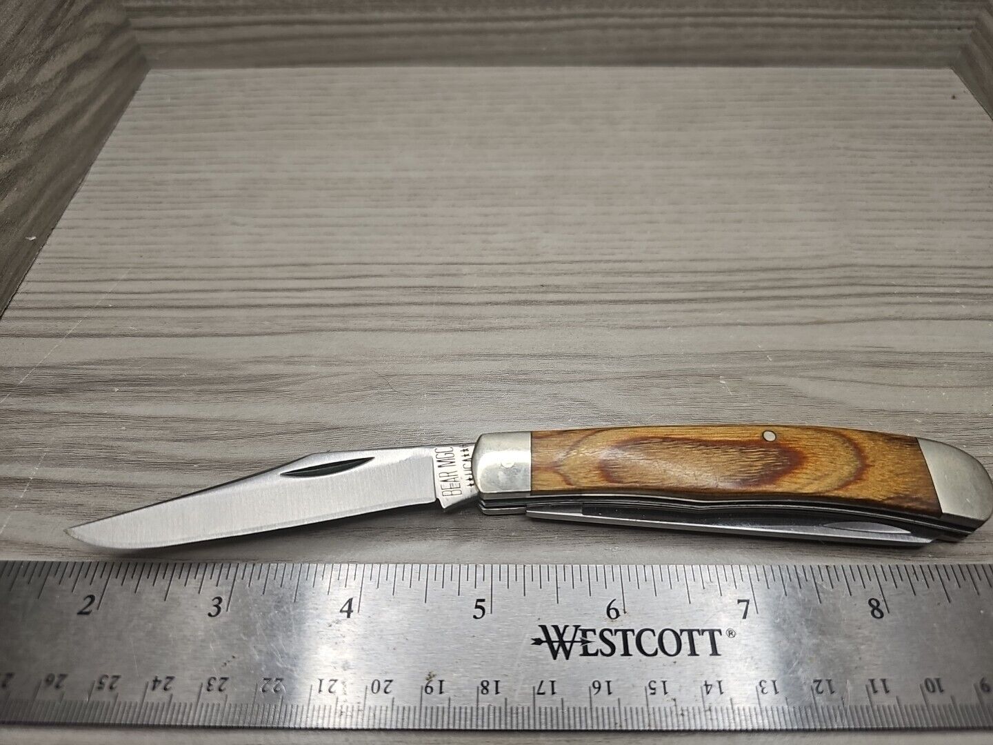 Vintage BEAR MGC Trapper Knife Wood Handle 2 Blades Slipjoint Knife