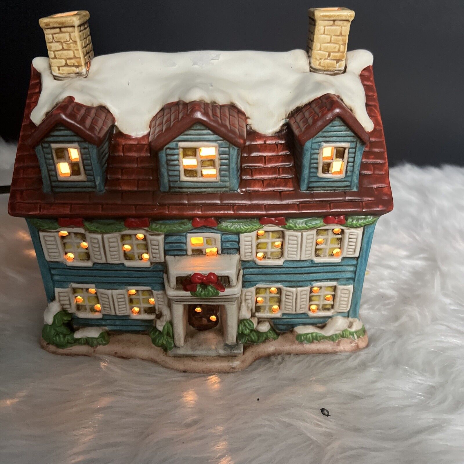 1986 Lefton Colonial Village Christmas House Teal #05824 with Light