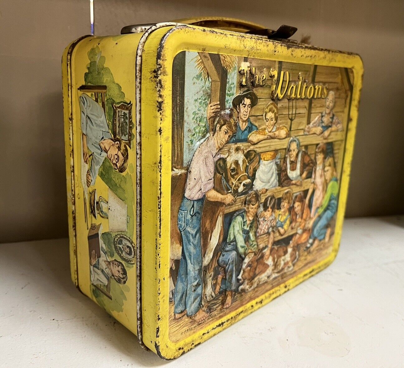VINTAGE 1970s ALADDIN THE WALTONS TV SERIES YELLOW METAL LUNCH BOX No Thermos