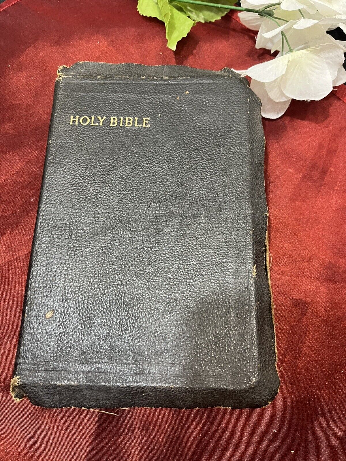 Vintage 1953 Holy Bible w/pictures & Maps, King James Version