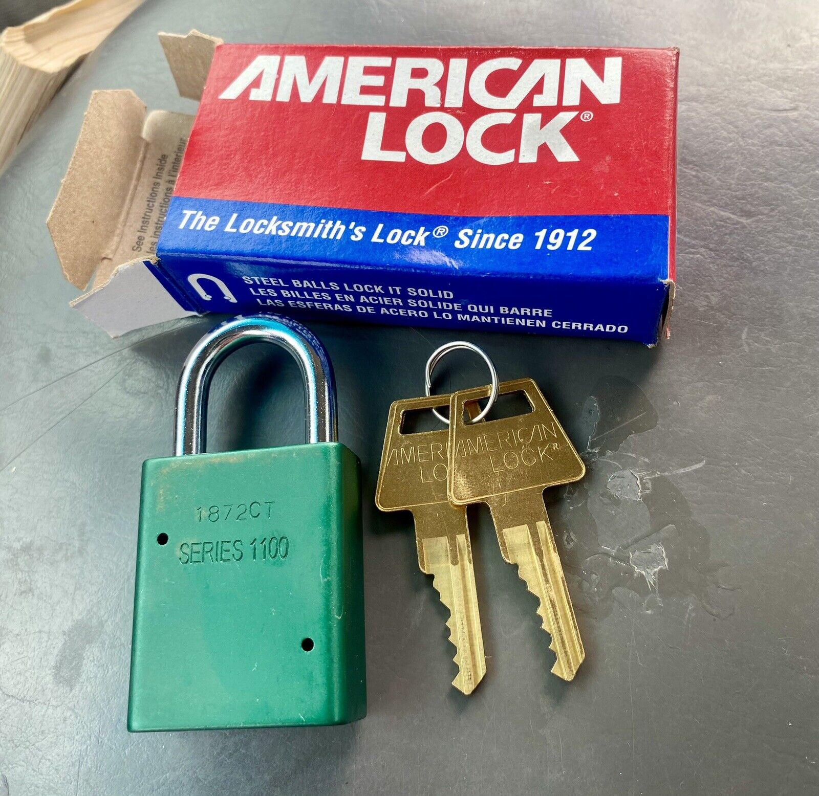 American Lock Red Or Green Aluminum Body Padlock with 2 Keys