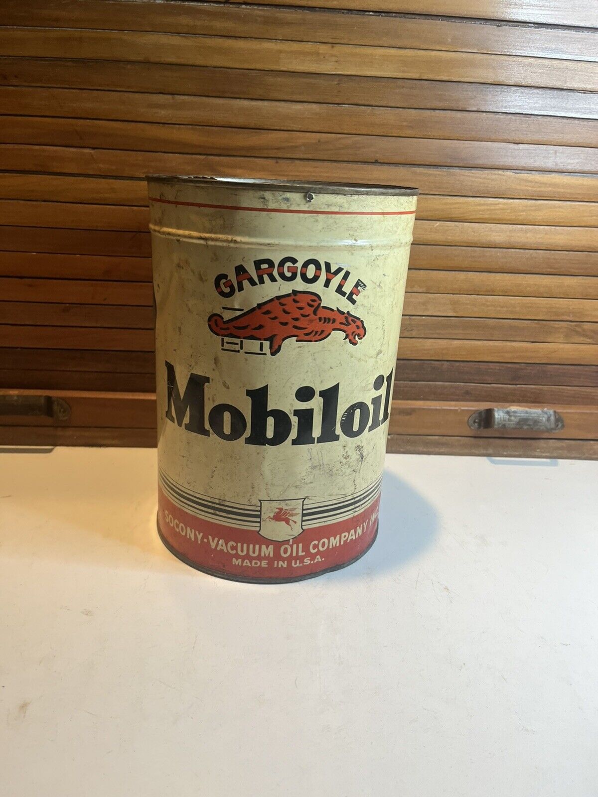 Vintage Early Service Mobiloil Gargoyle 5 Quart Motor Oil Can Empty No Top