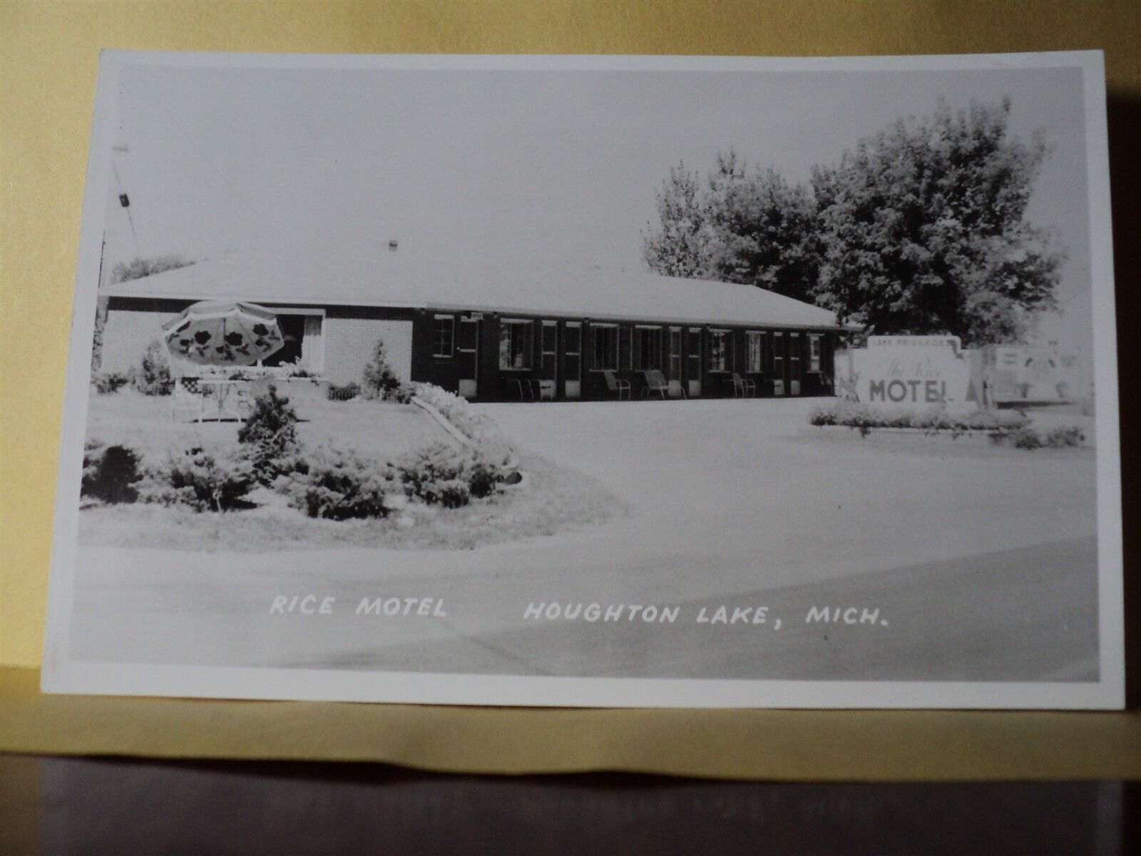 HOUGHTON LAKE MI Michigan the Rice Motel Roadside vintage RPPC Postcard