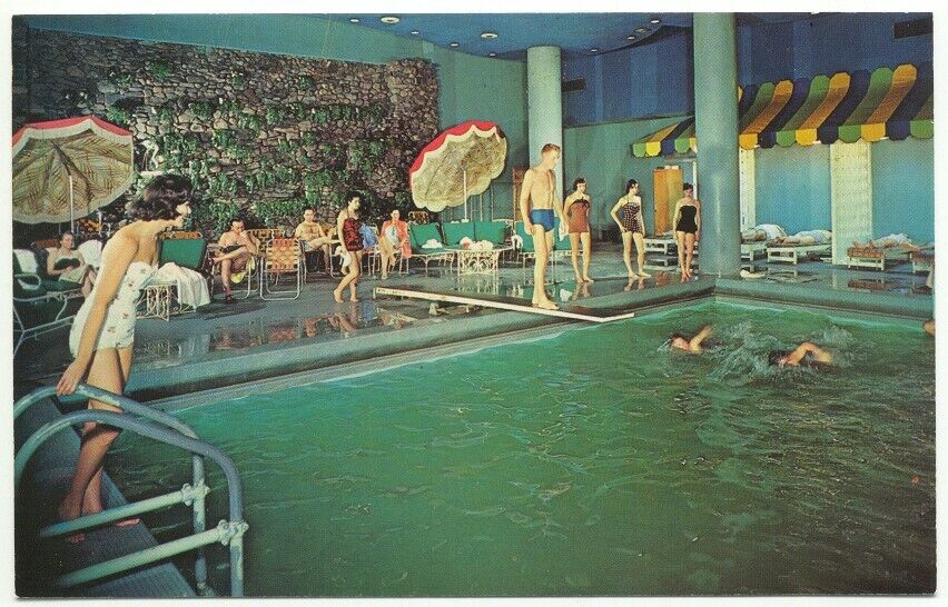 Kiamesha Lake NY The Concord Hotel Pool Vintage Postcard New York