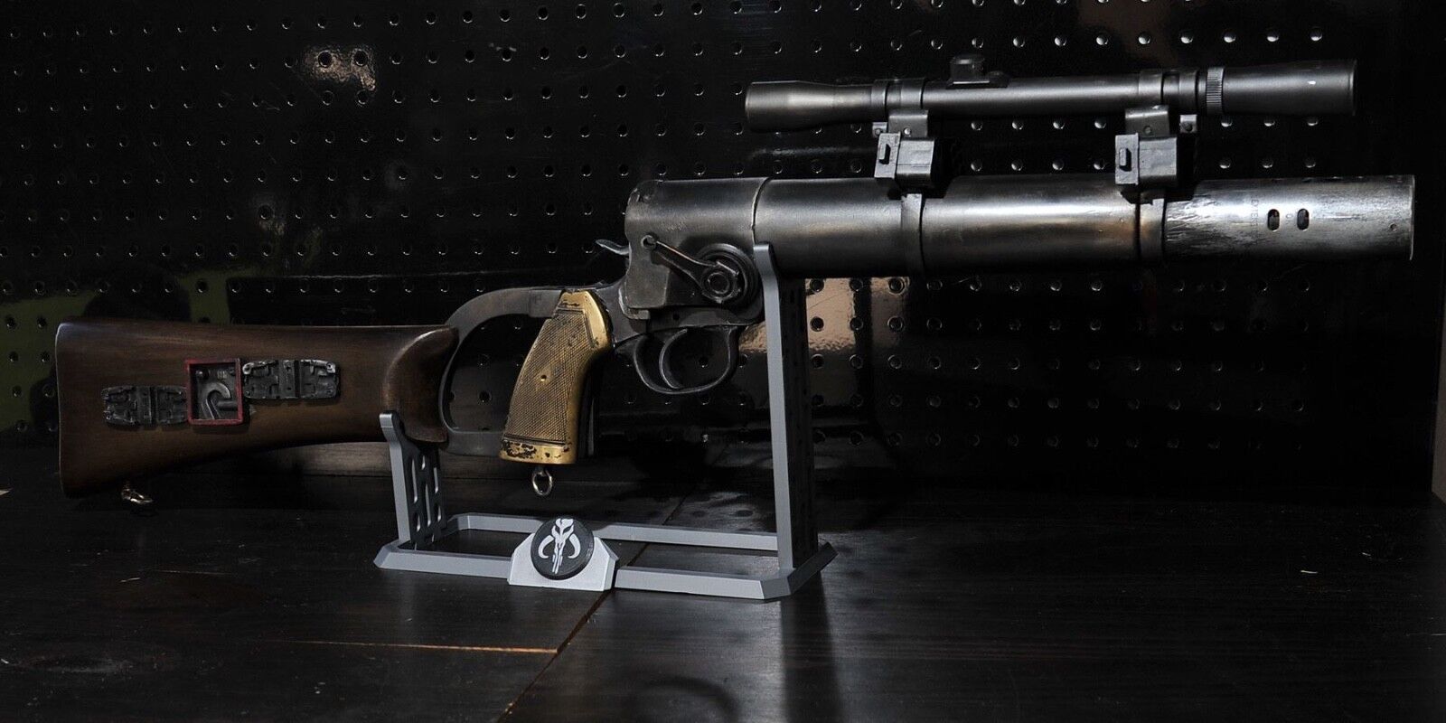 Garf Trader: Display Stand Boba Fett ESB EE-3 Carbine Rifle holder Star Wars