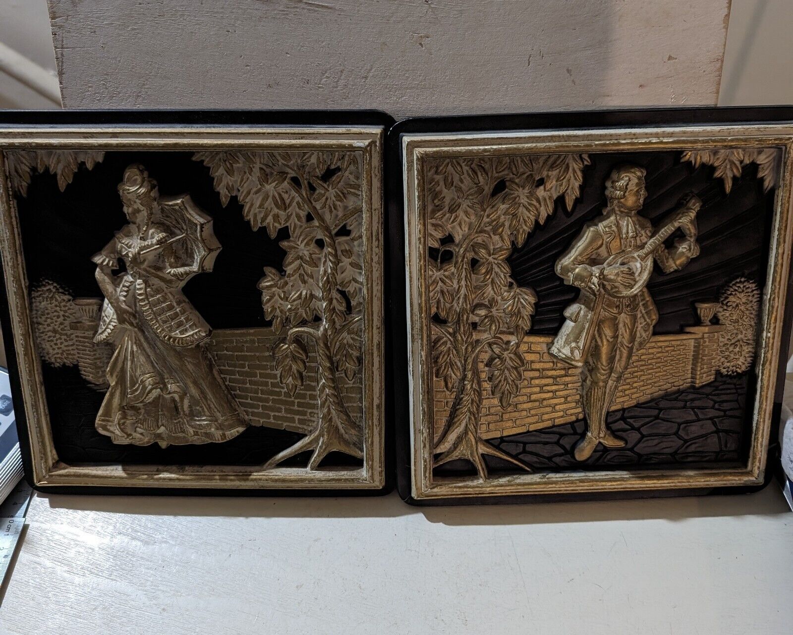 PR Miller Studio Mold Plastic Wall Plaques Victoria Courting Couple