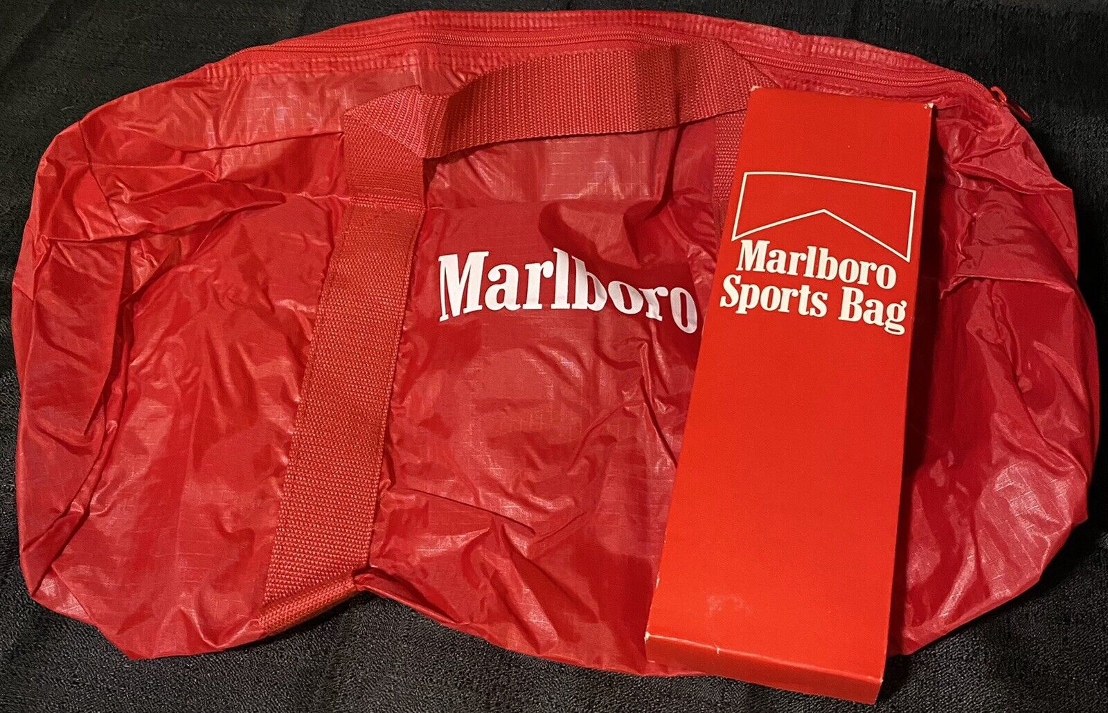 Vintage 1980s Marlboro Cigarettes Sports Bag Tyvek NEW Workout Carry On Duffle
