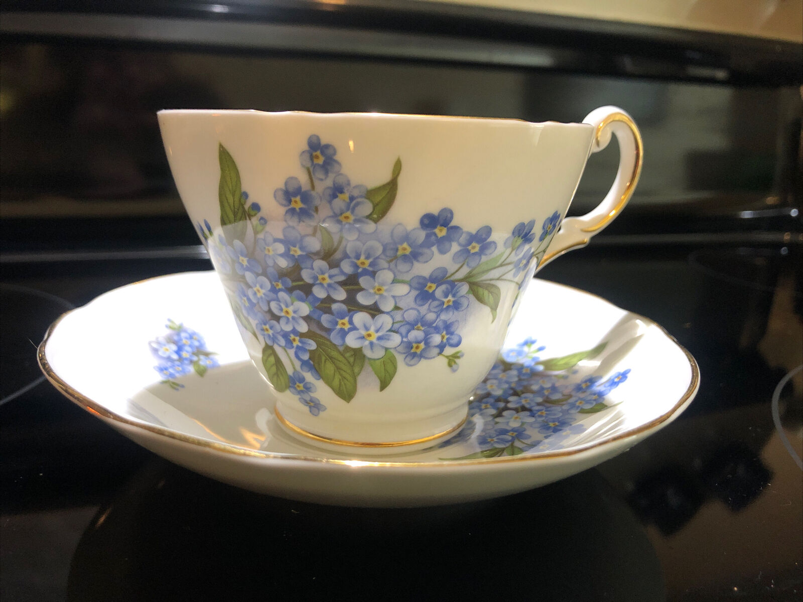 Regency English Bone China Teacup/Saucer Set Blue Violets NEW 2 Sets Avail