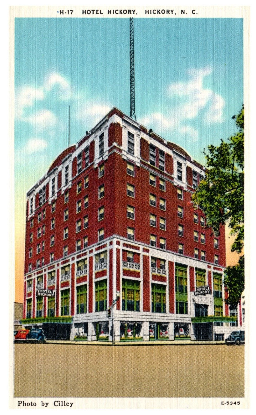 Postcard Chrome era Hotel Hickory North Carolina Brick Hotel Linen card