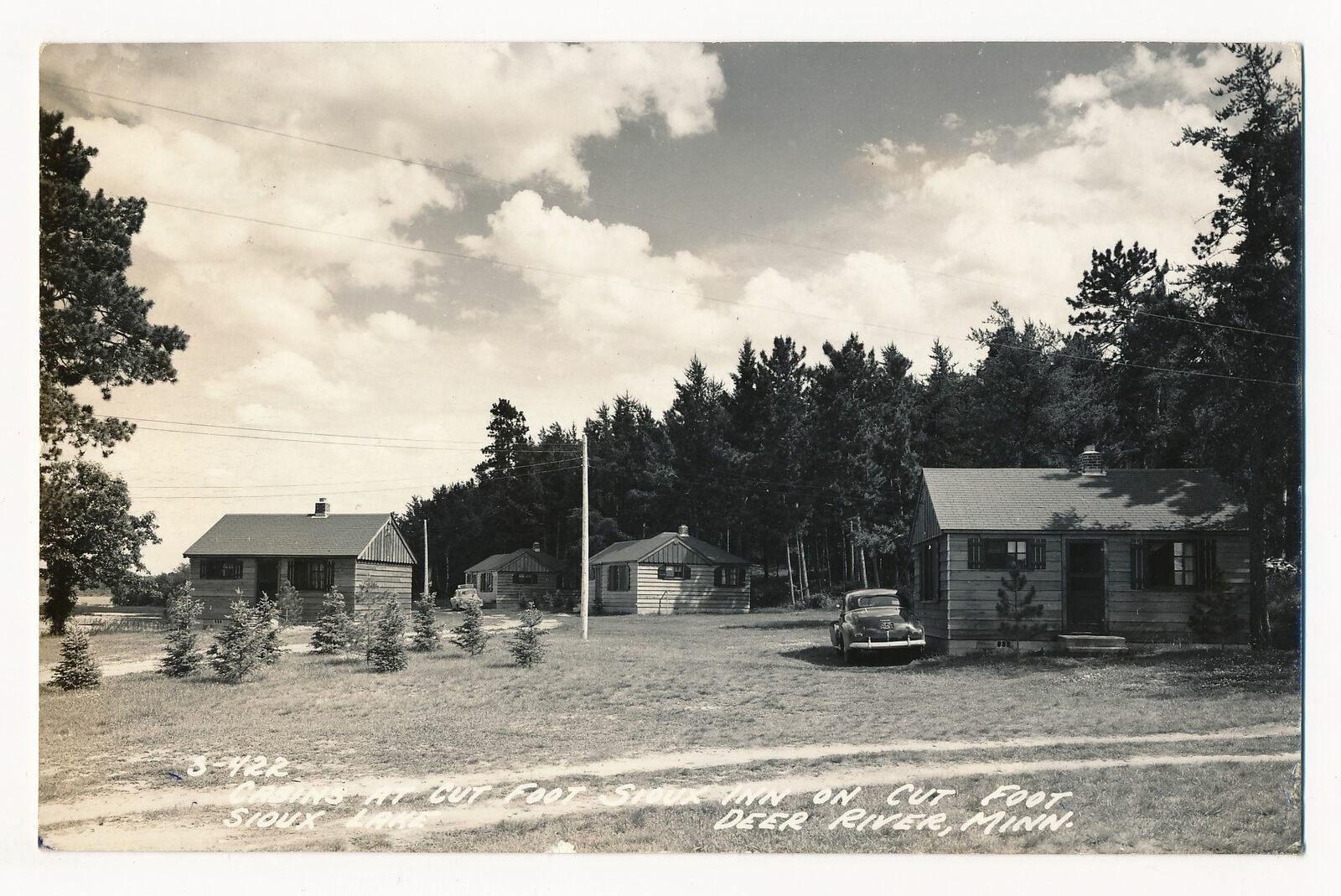 Cabins at Cut Foot Sioux Inn, Deer River, Minnesota 1940\'s RPPC