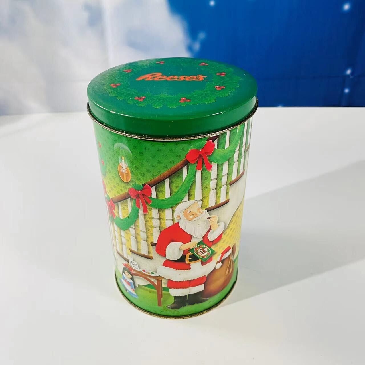 1993 Reese\'s Holiday Classics Series Canister #6 Tin Hershey Christmas Empty