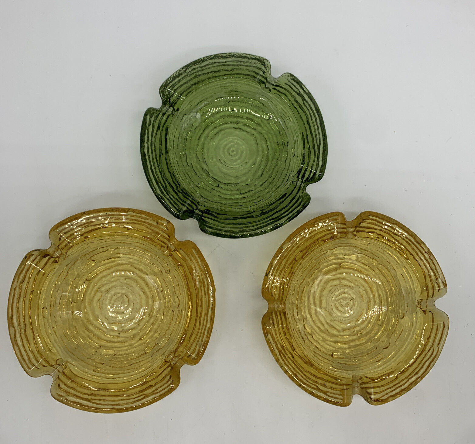 Lot Of 3 Vtg Glass Amber & Green Glass Circle Ridged Textured MCM Ashtray 4.25”