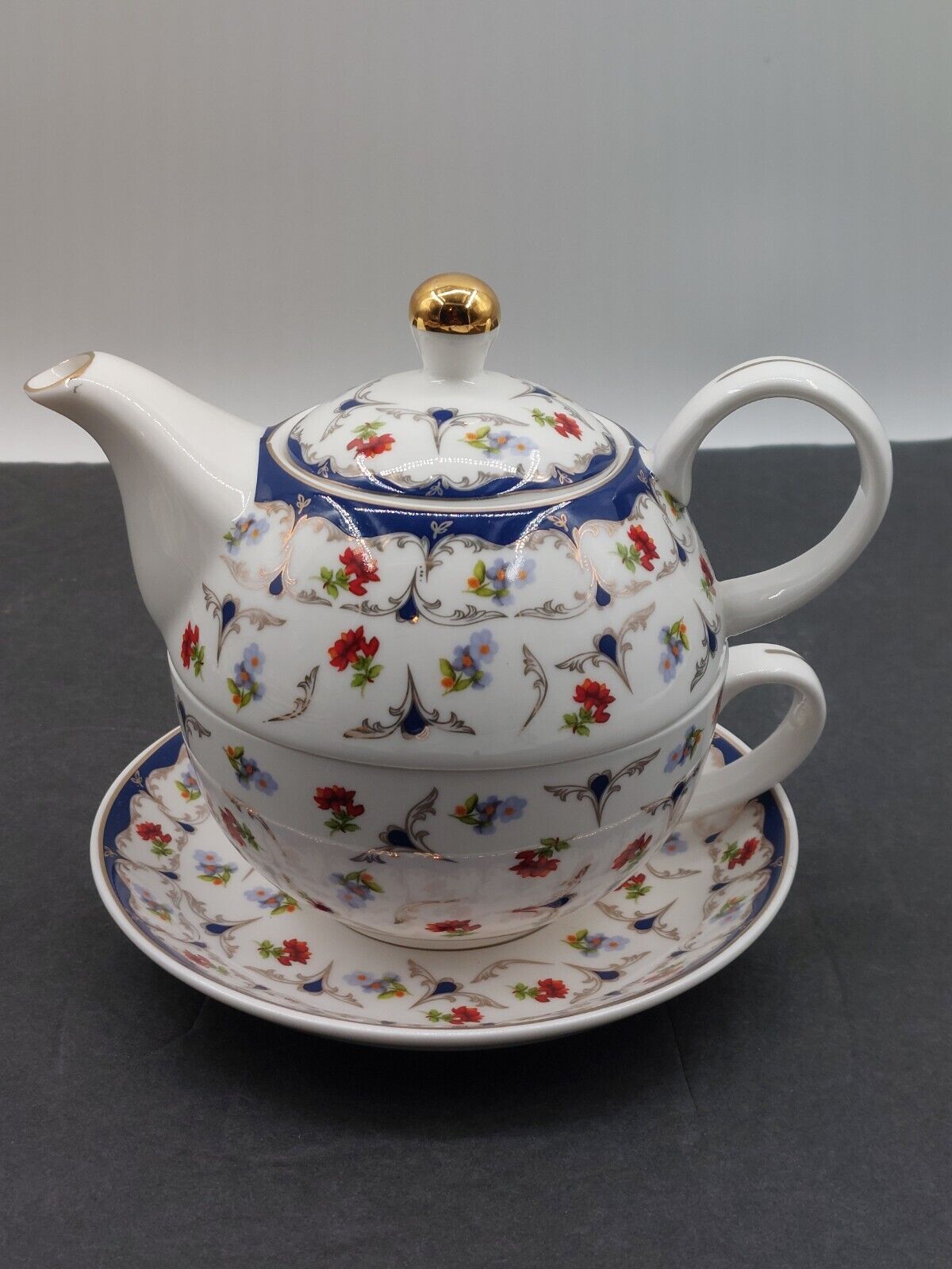 Graces Teaware Tea For One 4pc Porcelain Multi-colored Floral Pattern  Nice MINT