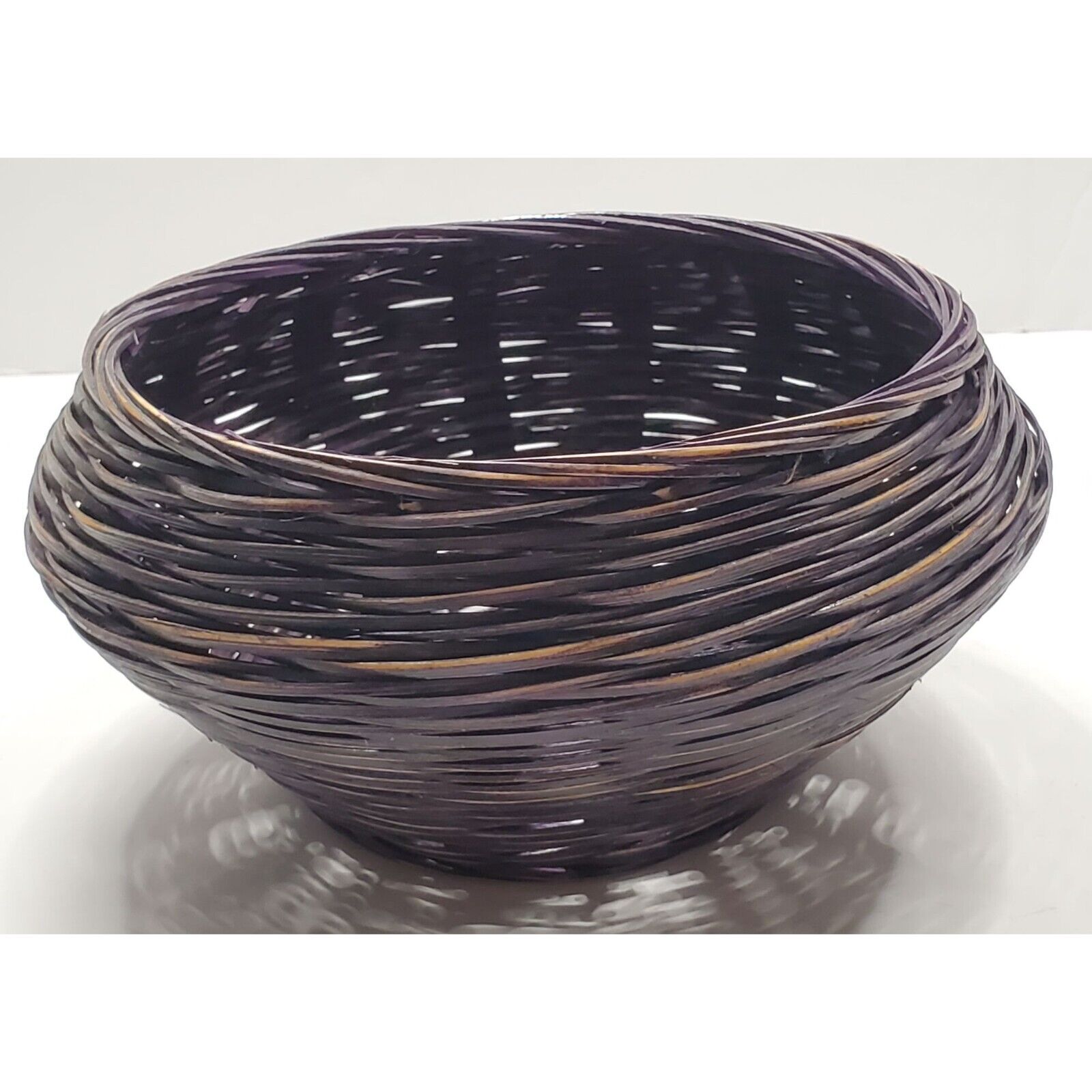 Wicker Basket Purple Round Decorative Bowl Artisan Weaving 9\