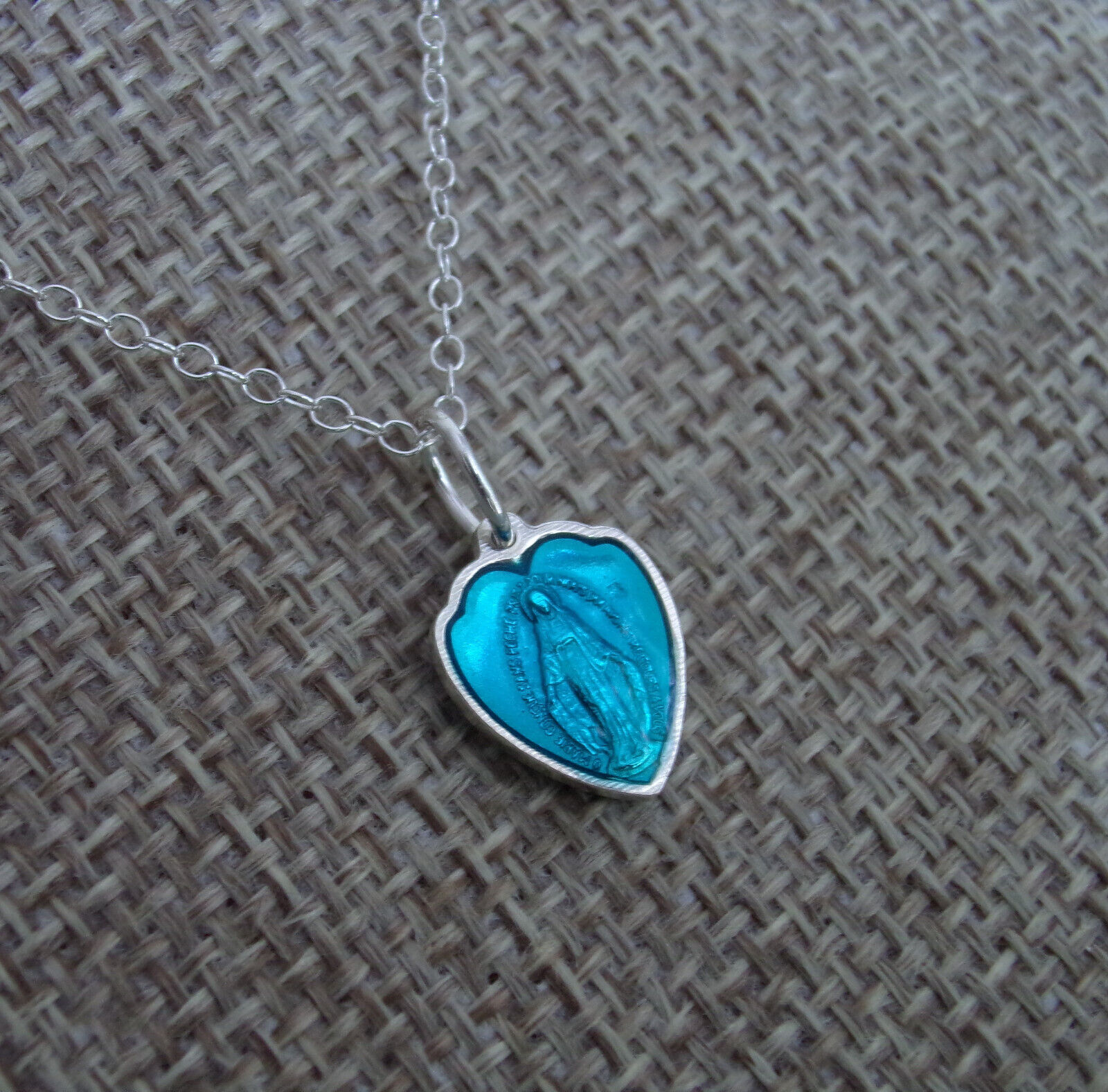 Beautiful Catholic Tiny French Turquoise Enamel Miraculous Medal Heart Necklace.