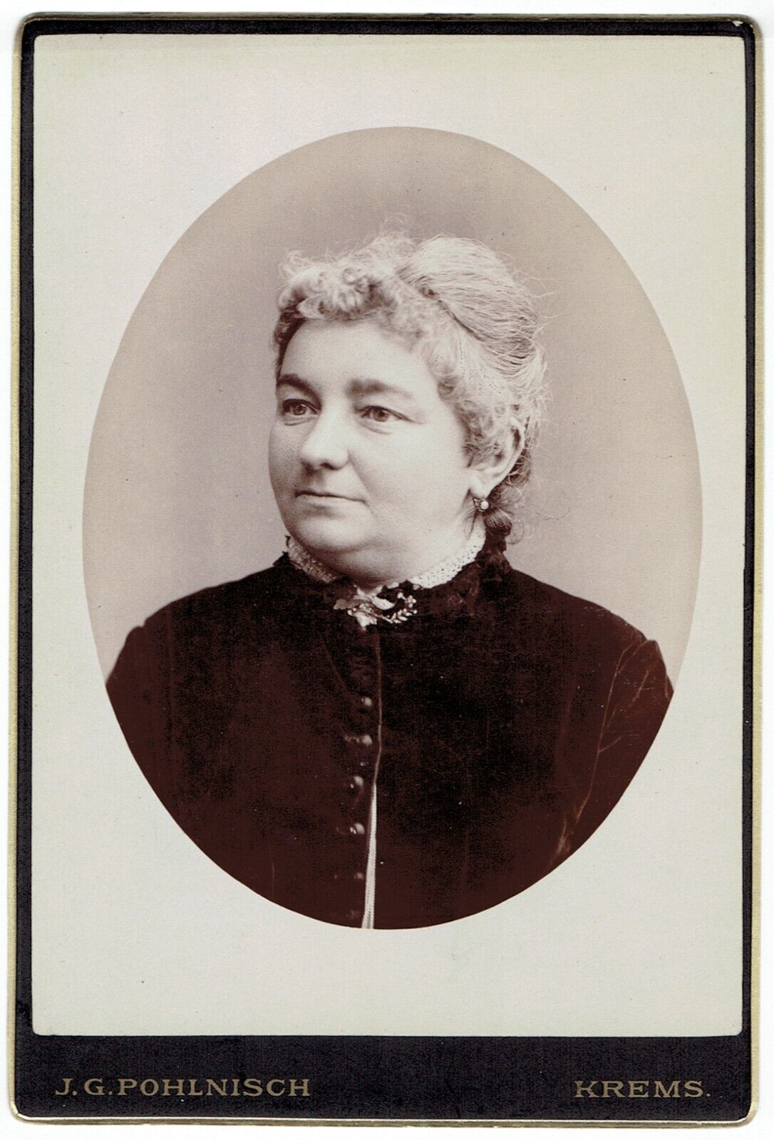 Cabinet Photo, Woman, phot. J.G. Pohlnisch, Krems, Austria (4837)