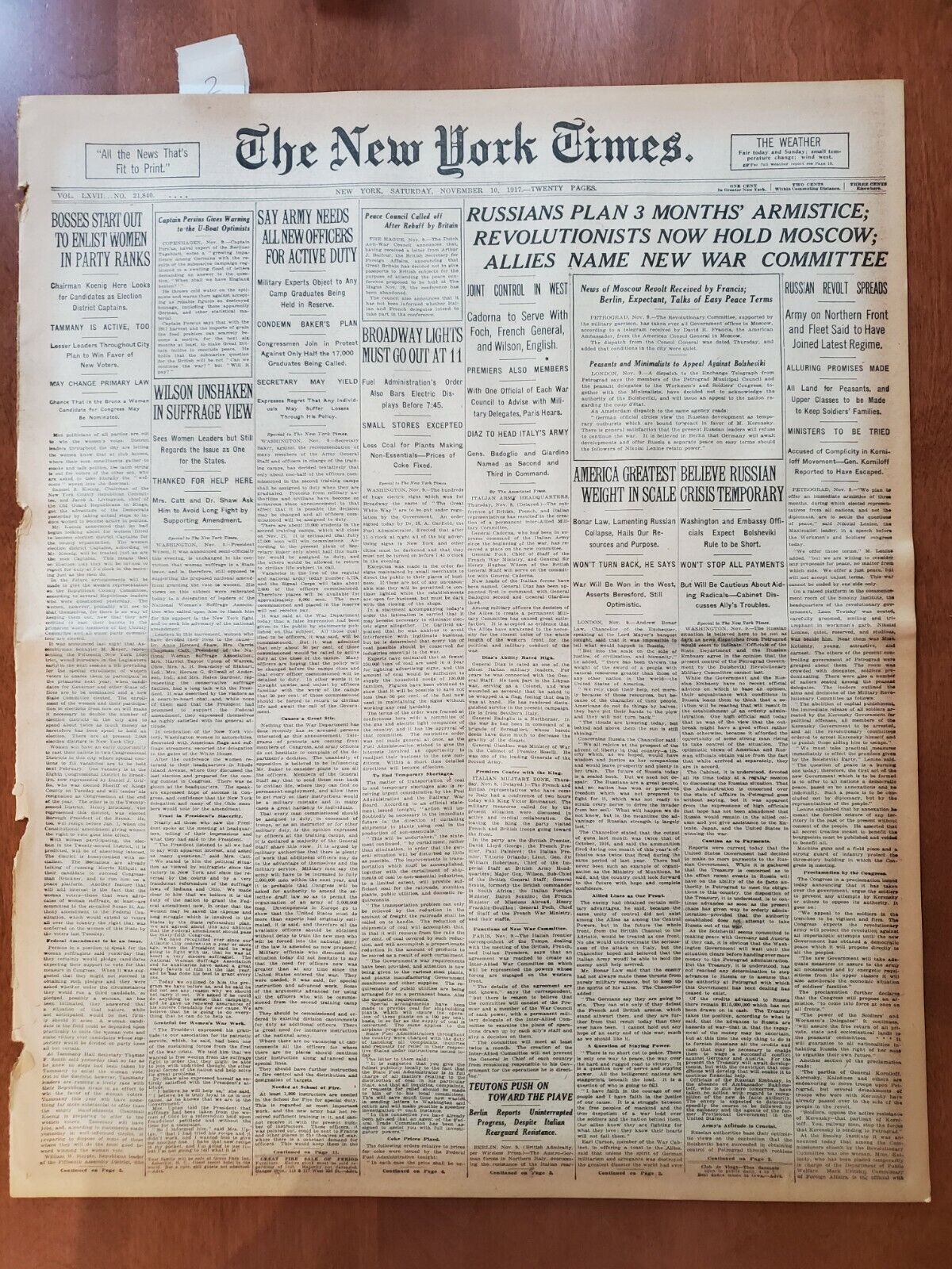 1917 NOVEMBER 10 NEW YORK TIMES - REVOLUTIONISTS NOW HOLD MOSCOW - NT 8065