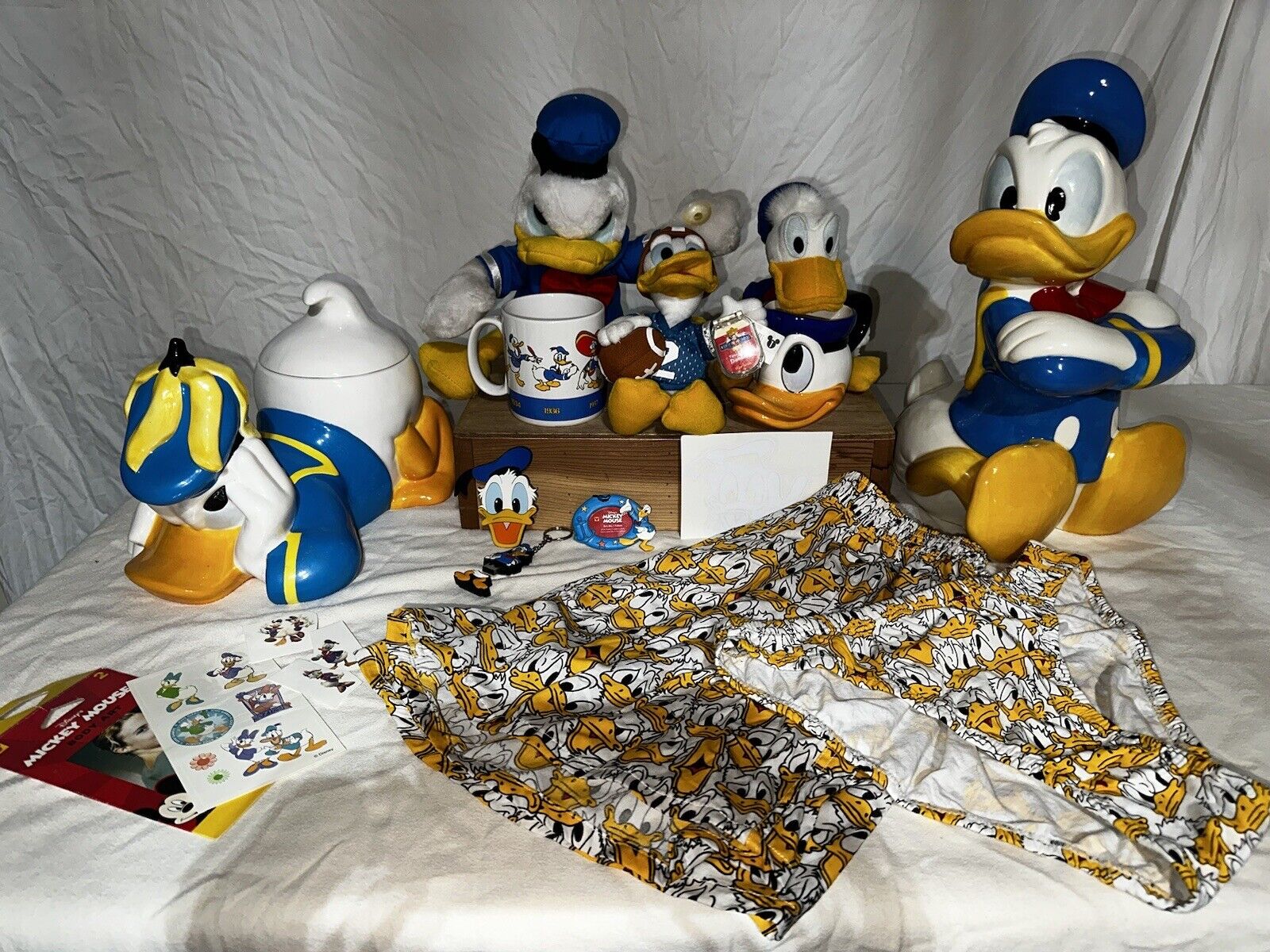 Disney Donald Duck 1990’s Vintage Collector’s Lot. 14 Pieces. Some NWT. $300.obo