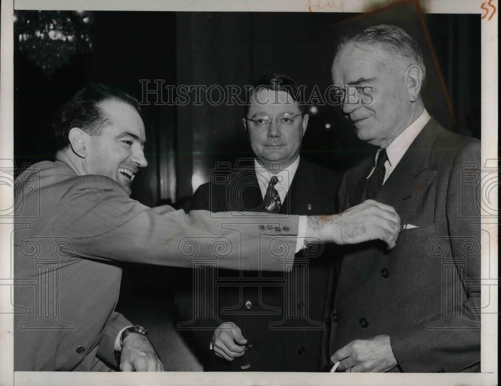 1947 Press Photo Sen. Joseph McCarthy, Sen Chan Gurney & Adm Halsey