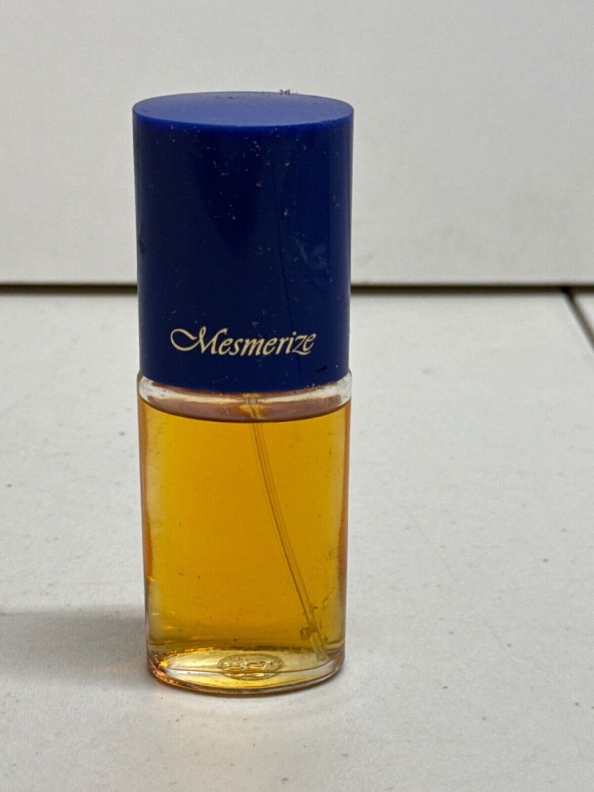 Vintage Avon Mesmerize spray 1 oz 