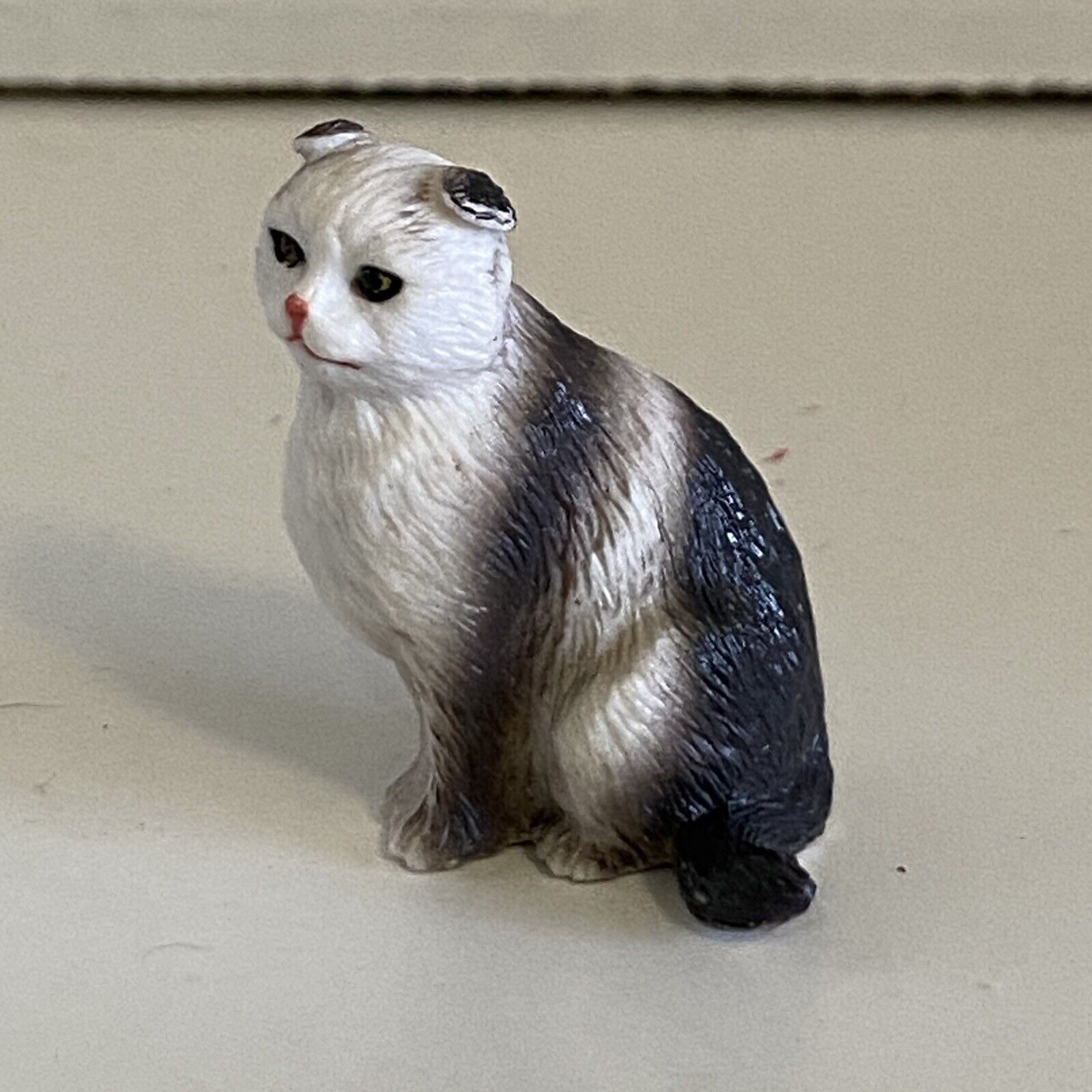 Small Scottish Fold Plastic Cat Figure RARE