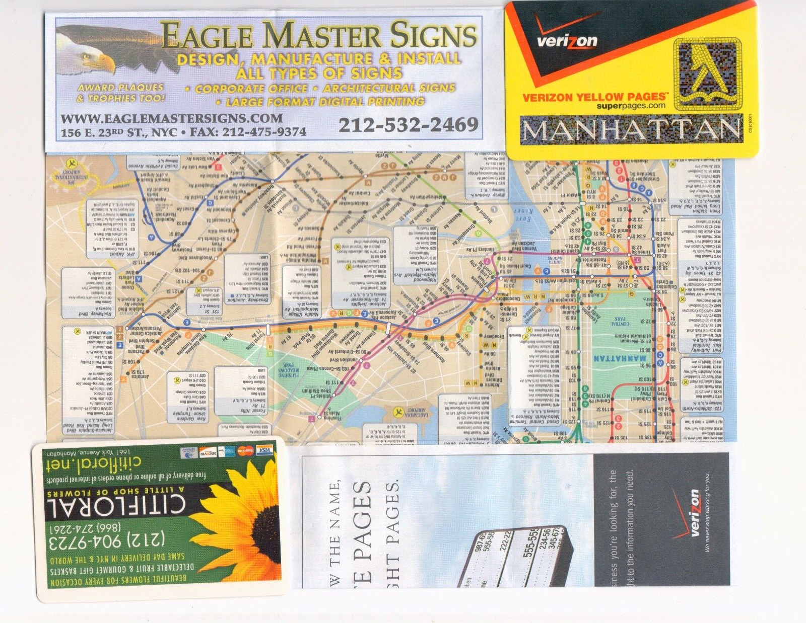 NYC MTA MetroCard size Z-maps (folding map) Verizon Manhattan #2