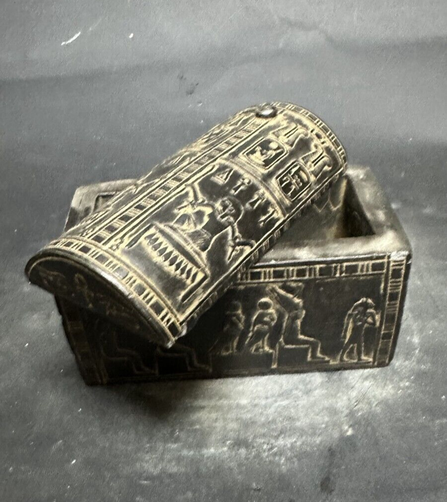 RARE ANCIENT EGYPTIAN ANTIQUES Jewelry Box of Kings and Queens of Pharaonic BC