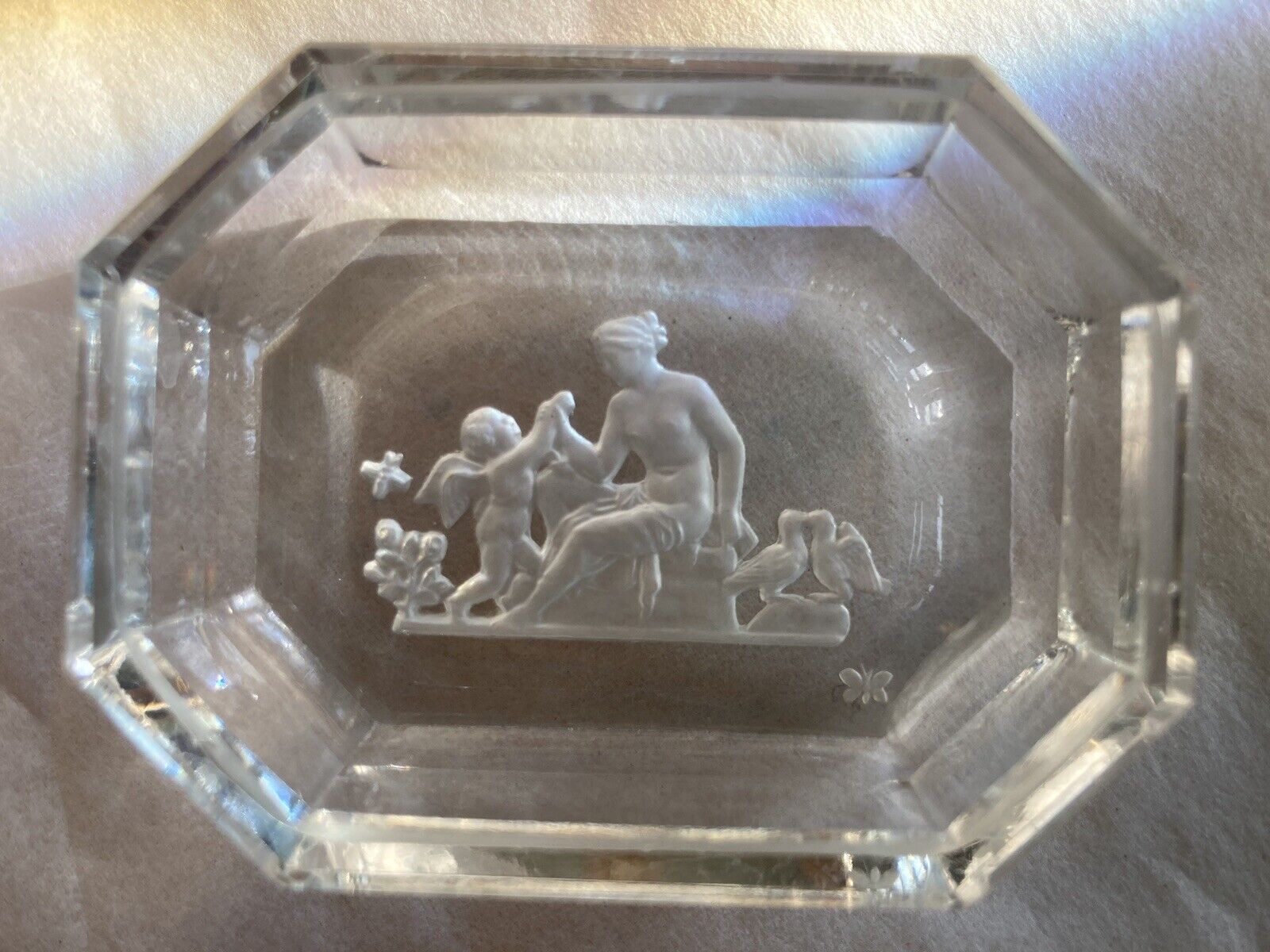 1920\'s Czech Cherub Heinrich Hoffmann Hexagon  Intaglio Trinket tray salt