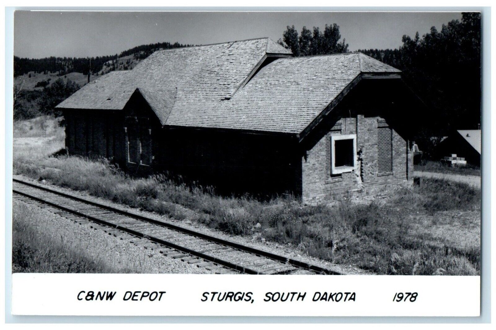 c1978 C&NW Strugis South Dakota Vintage Train Depot Station RPPC Photo Postcard